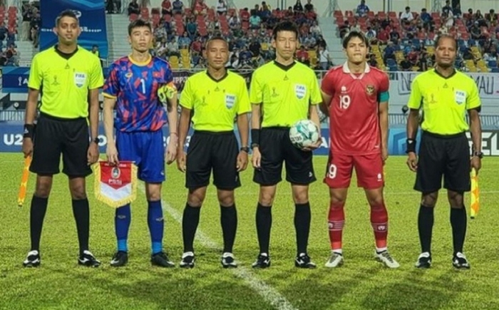 trong tai bat tran viet nam vs singapore