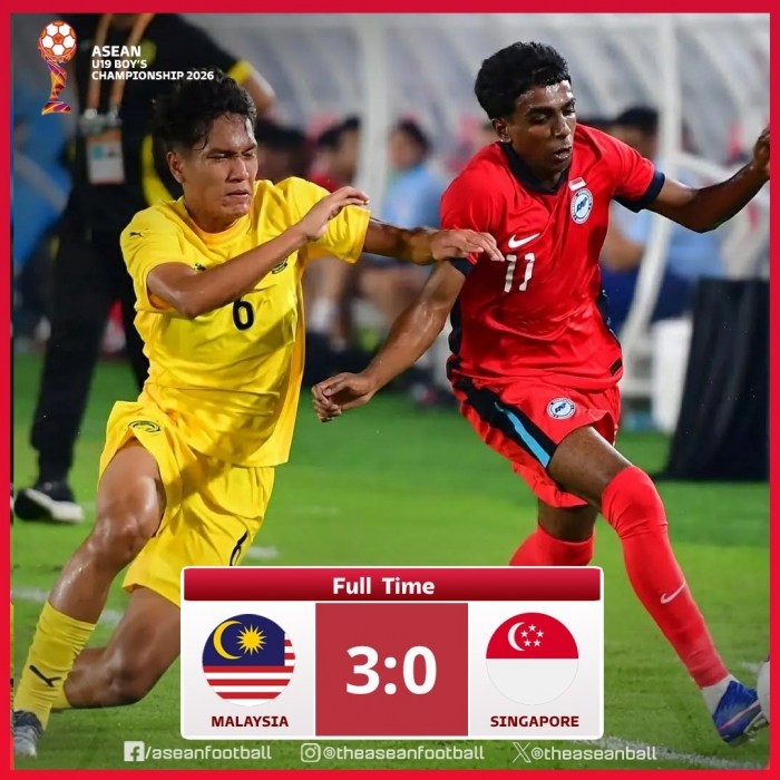 trong tai gay tranh cai u19 malaysia thang u19 singapore (2)