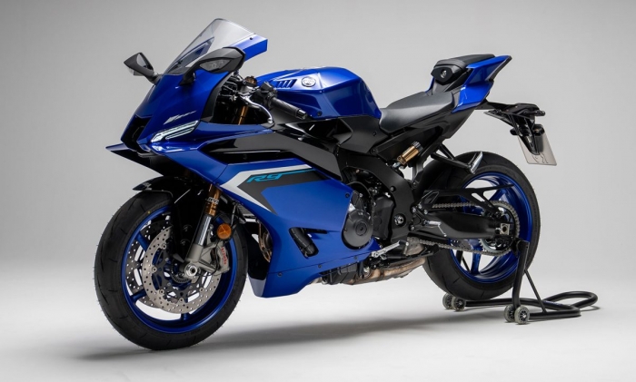 Yamaha-R9