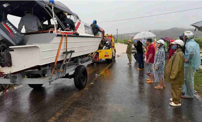 thuc-hu-tin-dak-lak-co-den-hang-tram-nguoi-chet-do-lu-dang-gay-hoang-mang-du-luan-2