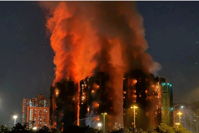 Vu-chay-cum-chung-cu-hong-kong-co-4000-nguoi-cac-nhan-chung-van-run-ray-khi-nho-lai-dai-hoa-hoan-1