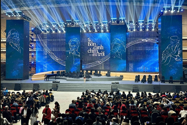 So-van-hoa-ha-noi-noi-ro-ly-do-ve-day-bon-canh-chim-troi-huy-ngang-buoi-bieu-dien-gay-buc-xuc-3