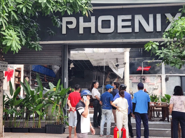 Chay-lon-quan-ca-phe-o-tphcm-thoi-diem-chay-co-nhieu-khach-va-nhan-vien-thiet-hai-nghiem-trong-2