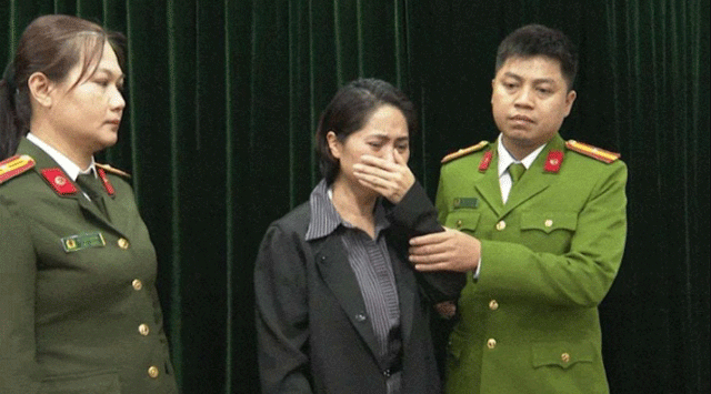 Vu-show-ve-day-bon-canh-chim-troi-bi-huy-ngang-trach-nhiem-cua-cac-nghe-si-da-nhan-50-cat-xe-2