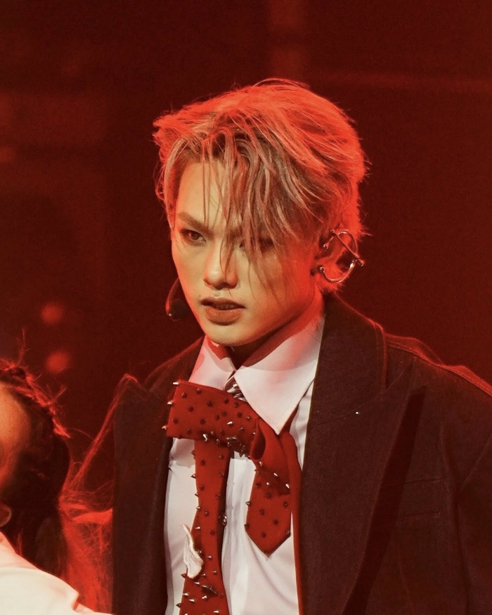 Bui-truong-linh-tung-bi-che-viet-nhac-tam-thuong-den-nhac-si-co-ca-khuc-duoc-cat-vang-tai-dai-le-a80-10