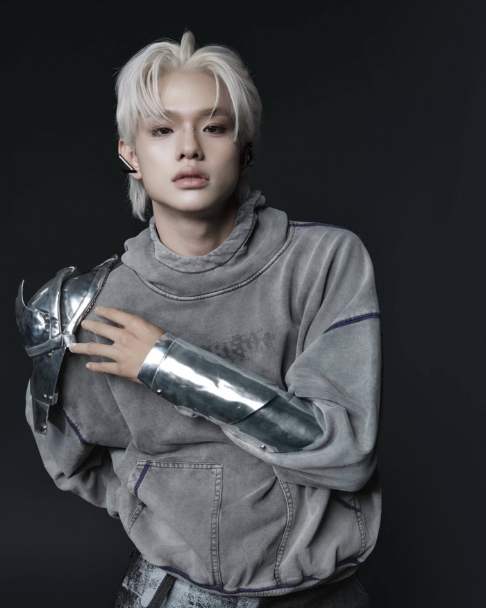 Bui-truong-linh-tung-bi-che-viet-nhac-tam-thuong-den-nhac-si-co-ca-khuc-duoc-cat-vang-tai-dai-le-a80