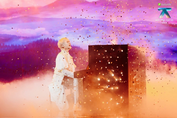 Bui-truong-linh-tung-bi-che-viet-nhac-tam-thuong-den-nhac-si-co-ca-khuc-duoc-cat-vang-tai-dai-le-a80-6