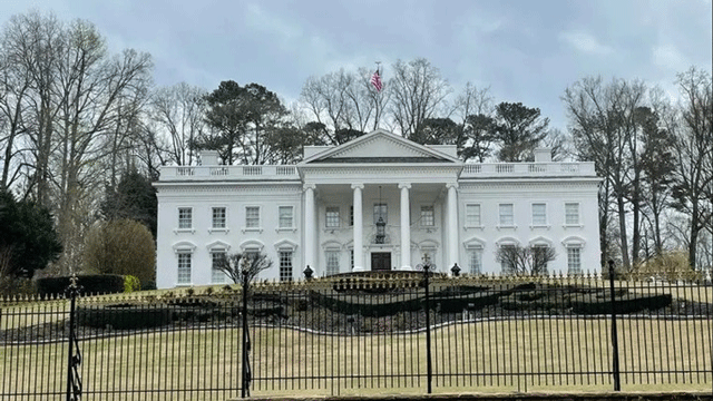 Than-the-khung-cua-nu-doanh-nhan-goc-viet-so-huu-dinh-thu-la-ban-sao-nha-trang-gia-35-trieu-usd-1