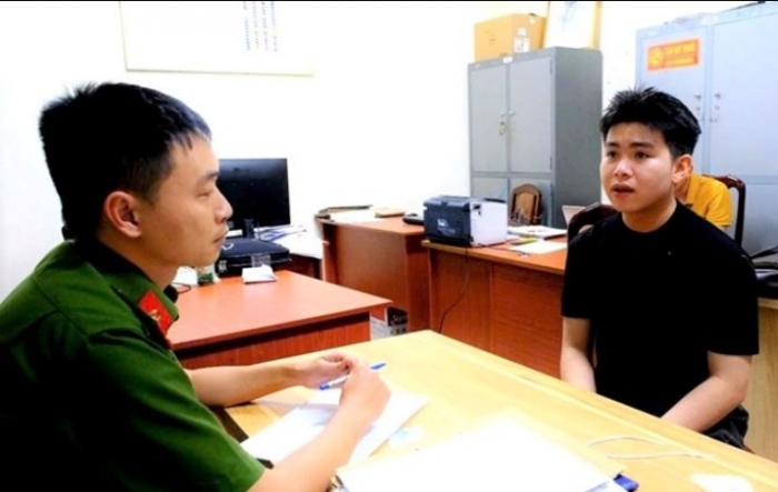 danh-tinh-nam-dien-vien-tre-vua-bi-bat-sau-khi-trom-tui-xach-hang-hieu-cua-hoa-hau-mexico-o-da-lat-1