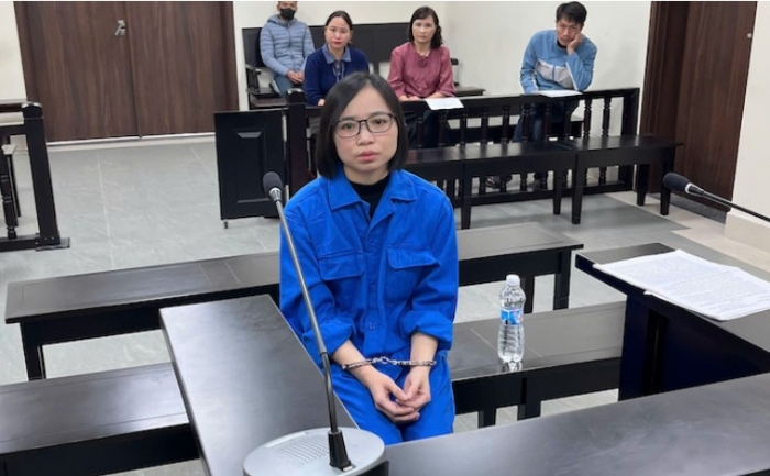 ha-noi-boc-tran-thu-doan-rut-tien-13-khach-de-tieu-xai-cua-cuu-nhan-vien-ngan-hang-cai-ket-cuc-dang