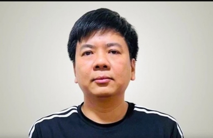 shark-thuy-bi-truy-to-chiem-doat-hon-7677-ty-hoi-lo-hon-20-ty-khung-hinh-phat-len-den-tu-chung-than