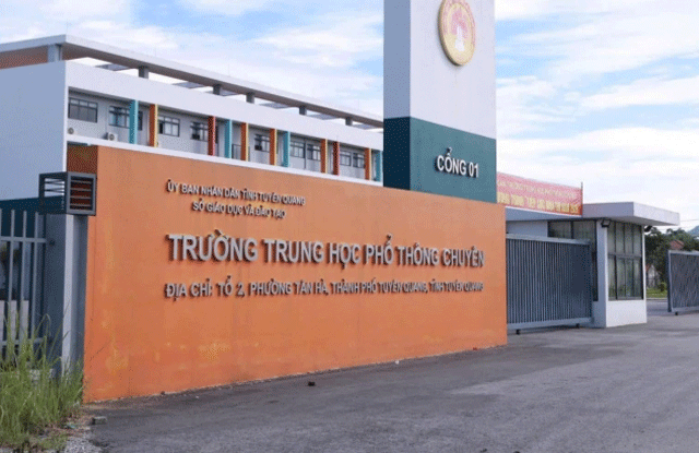 Ky-thi-cua-328-thi-sinh-truong-chuyen-tuyen-quang