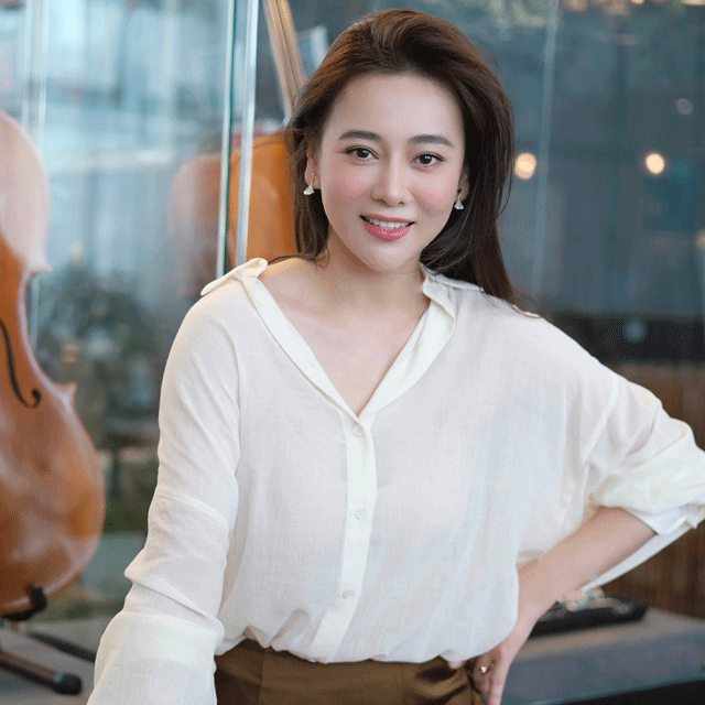 Cong-viec-moi-cua-phuong-oanh-2
