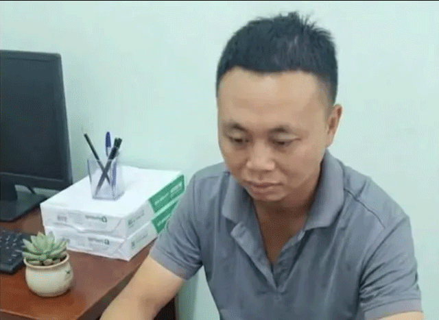 Cha-duong-bao-hanh-be-trai-3-tuoi-1