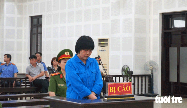 Me-giet-con-de-chiem-doat-4-1-t-tien-bao-hiem