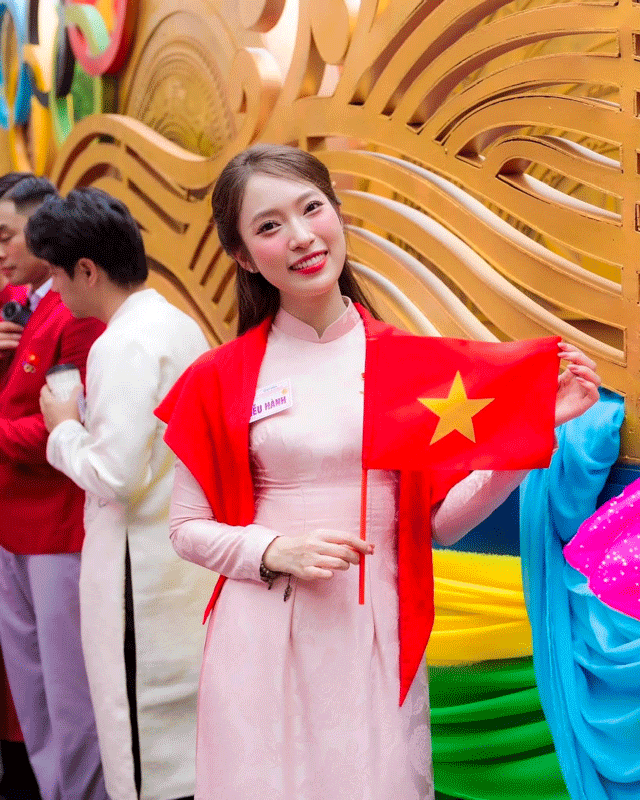 mc-khanh-vy-1