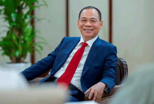 Ty-phu-pham-nhat-vuong-1