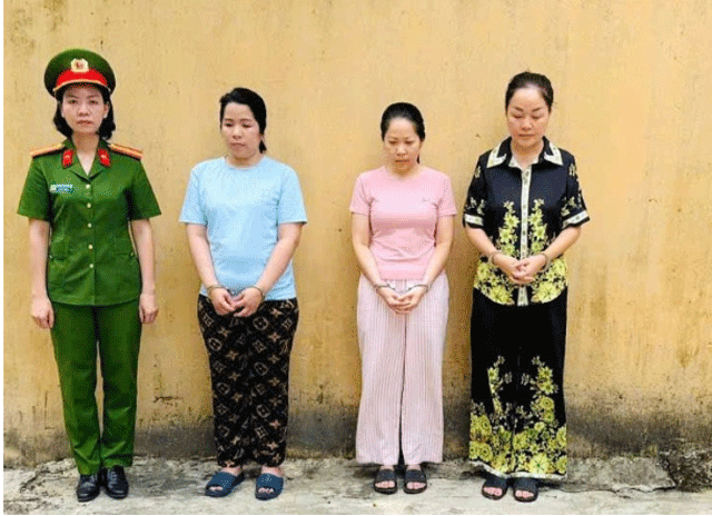 Nhap-lau-28000-vien-kim-cuong-7