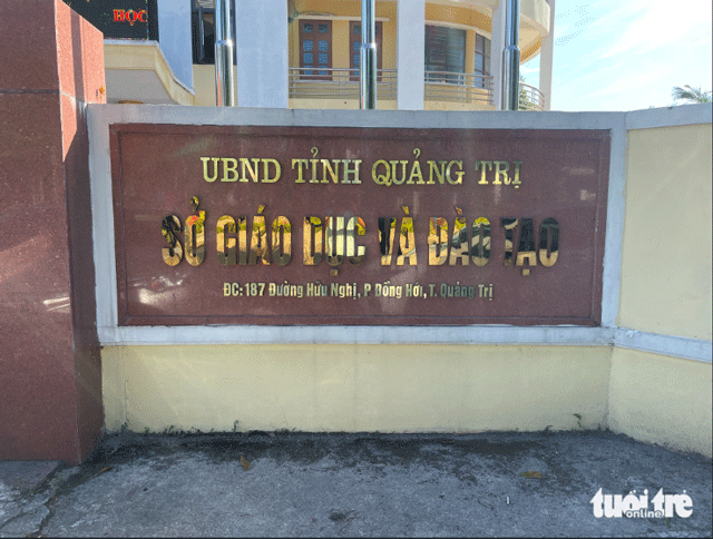 Truot-vien-chuc-1