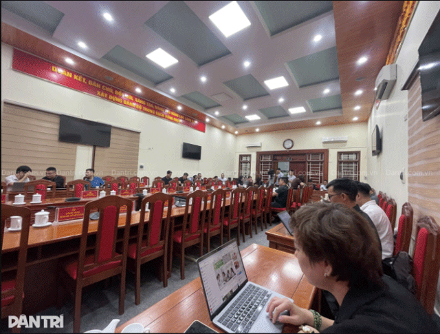 Hop-bao-diem-toan-tuyen-quang-2 (1)