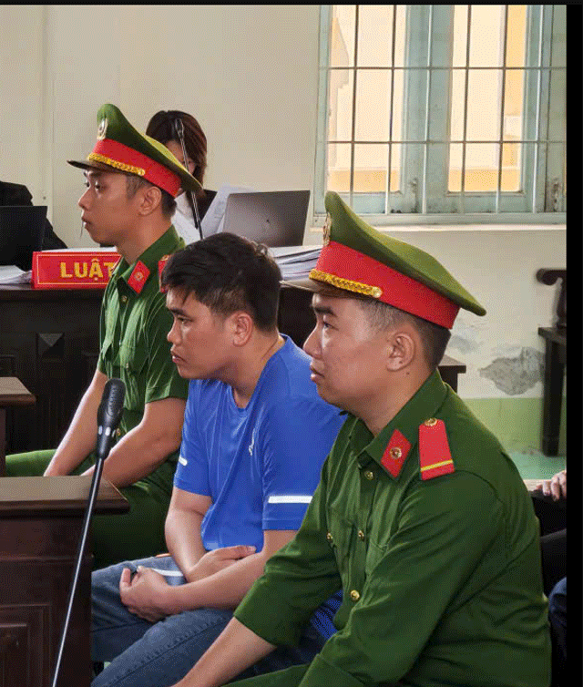 Phien-toa-nu-sinh-vinh-long-3