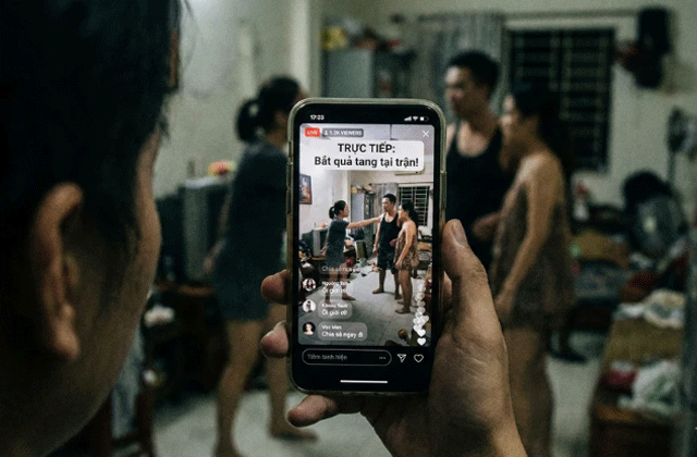 Cac-truong-hop-co-the-bi-kien-tung-xu-ly-hinh-su-khi-livestream-bat-qua-tang-ngoai-tinh-len-mang-1