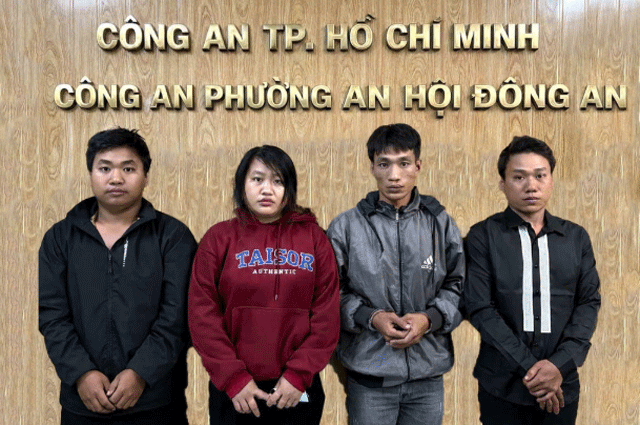 Chuyen-hy-huu-cong-an-lam-viec-vu-4-anh-em-ruot-ru-nhau-an-trom-rua-tai-chua-chiem-phuoc-mang-ban-1