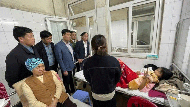 Cong-an-chinh-thuc-vao-cuoc-vu-nu-sinh-lop-7-bi-6-ban-hoc-hanh-hung-tinh-trang-suc-khoe-nan-nhan-1