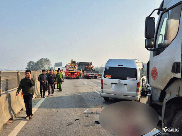 Danh-tinh-tai-xe-xe-khach-cho-11-nguoi-va-cham-lien-hoan-khien-4-nguoi-tu-vong-qua-trinh-dien-ra-tai-nan-1