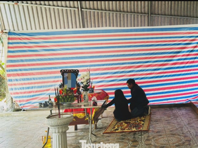 tai-nan-cao-toc-bac-nam-chuyen-xe-chuan-bi-cho-hy-su-khep-lai-bang-4-chiec-quan-tai-phu-hoa-trang-2