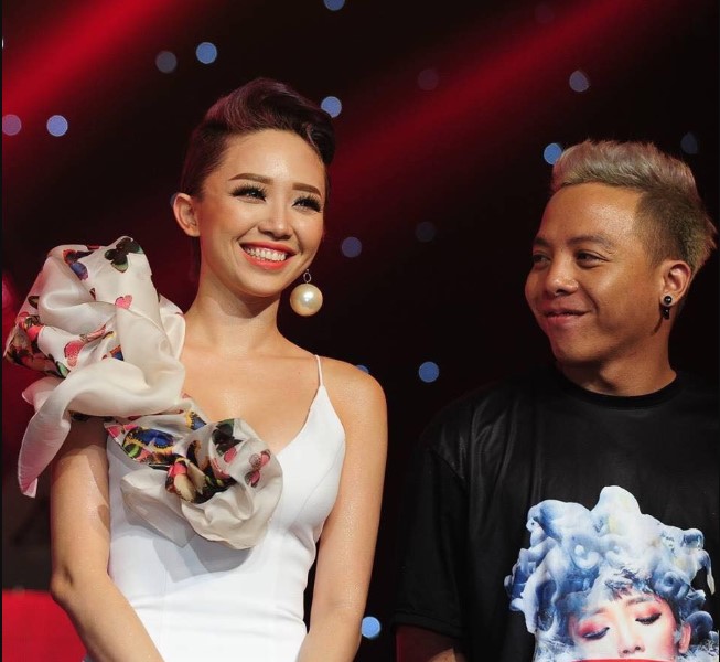 Hoang-touliver-len-tieng-sau-khi-toc-tien-thong-bao-ly-hon-noi-mot-cau-ma-gay-sot-mang-xa-hoi2