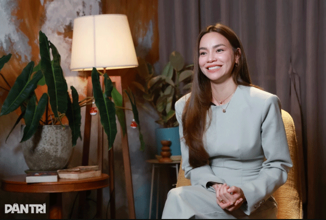 Thuc-hu-viec-ho-ngoc-ha-dien-canh-gia-dinh-hanh-phuc-tren-mang-he-lo-cuoc-song-hon-nhan-voi-kim-ly-4