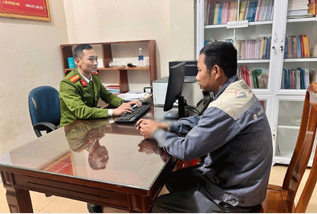 Chong-giau-vo-ban-dat-lay-700-trieu-tien-coc-tieu-vo-khong-dong-y-chong-mua-so-do-gia-dua-khach-2