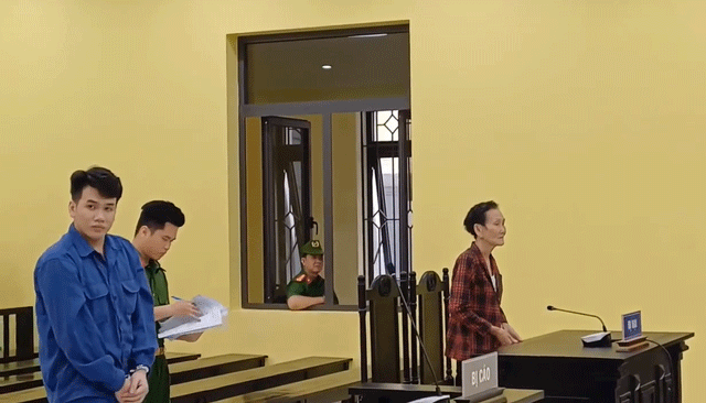 Toa-tuyen-an-vu-chau-ruot-dung-thanh-go-danh-ba-noi-thuong-tich-28-de-cuop-vang-ban-tieu-xai-2