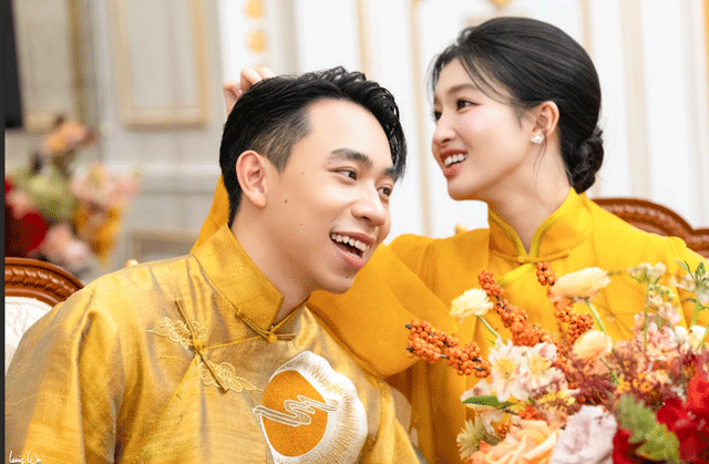 le-cuoi-cua-phuong-nhi-thieu-gia-minh-hoang-cap-doi-lo-dien-trong-ao-dai-truyen-thong-trang-nha-1
