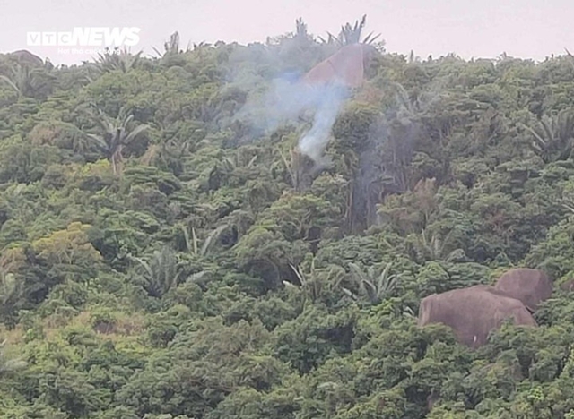 Vu-may-bay-quan-su-roi-o-dak-lak-khen-thuong-chau-be-lop-11-kip-thoi-cuu-phi-cong-bi-thuong-4