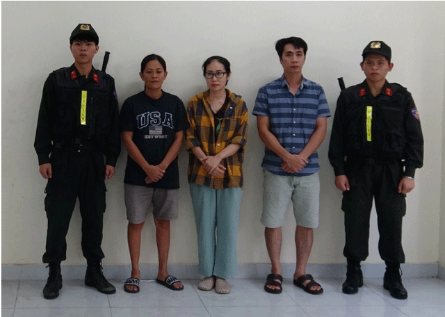 Vu-thach-tin-co-kha-nang-gay-ung-thu-duoc-ban-cho-cac-co-so-nha-khoa-nha-khoa-dung-thach-tin-lam-gi-1