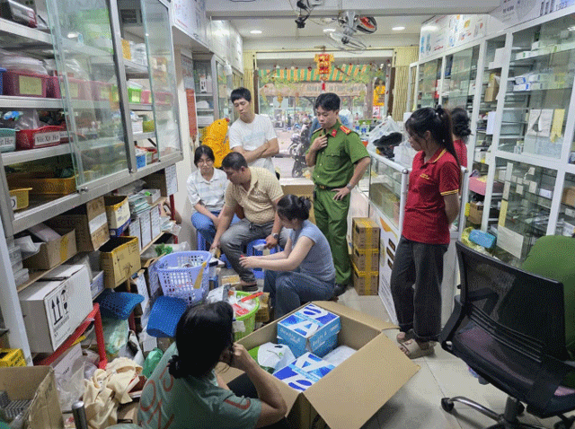 Vu-thach-tin-co-kha-nang-gay-ung-thu-duoc-ban-cho-cac-co-so-nha-khoa-nha-khoa-dung-thach-tin-lam-gi-2