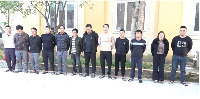 phat-hien-can-nha-ham-4-lop-cua-thep-luon-duoc-canh-gac-24-24-he-lo-bi-mat-gay-soc-duoc-che-giau-1