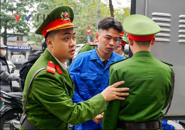 Thong-tin-nong-ve-phien-toa-xet-xu-tong-tai-ra-hieu-danh-con-chu-quan-ca-phe-o-ha-noi-sang-30-1-10