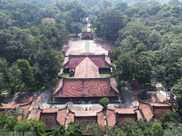 Vu-huong-dan-vien-gioi-thieu-chua-dung-ve-nha-tay-son-ban-tuong-trinh-he-lo-nguon-con-sai-sot-2