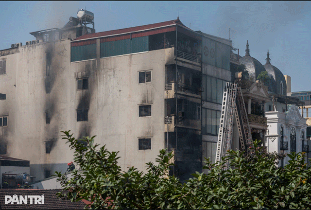 Cap-nhat-tinh-hinh-vu-chay-nha-7-tang-o-ha-noi-2-nguoi-tu-vong-ly-do-dam-chay-kho-duoc-dap-tat-1