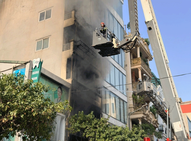 Danh-tinh-2-nan-nhan-xau-so-trong-vu-chay-nha-7-tang-tai-ha-noi-dam-chay-xuat-phat-tu-dau-1