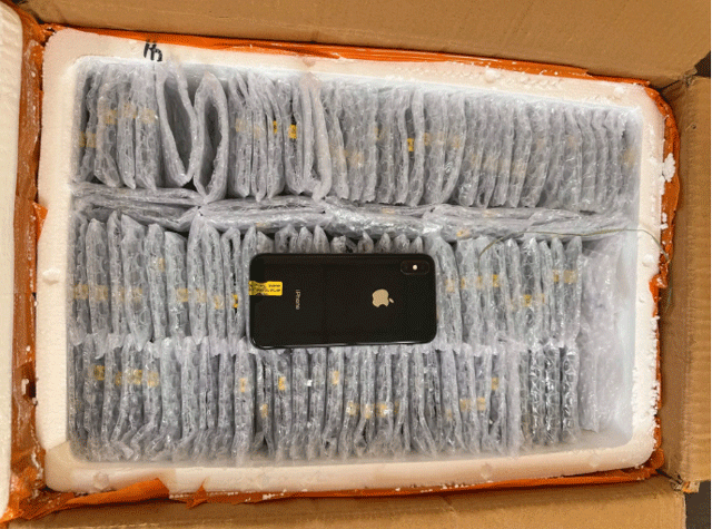 Cuc-hai-quan-to-chuc-ban-2540-chiec-iphone-gia-trung-binh-800-000-dong-chiec-thoi-han-mua-5-ngay-1