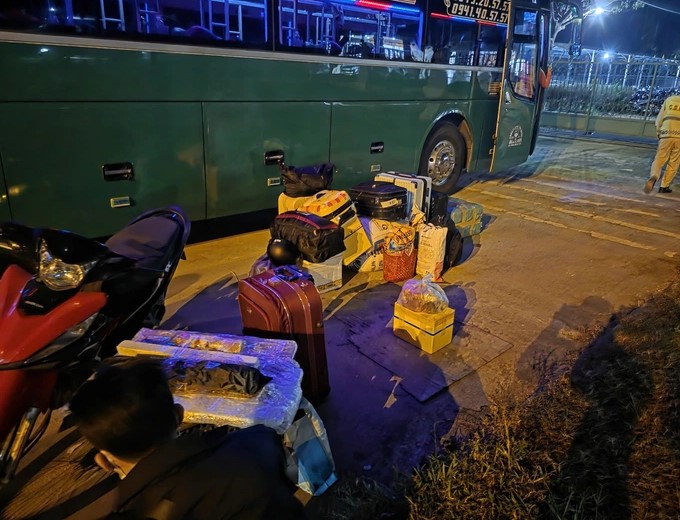 danh-tinh-tai-xe-xe-khach-than-nhien-lai-xe-cho-22-nguoi-sau-khi-uong-ruou-vua-bi-xu-phat-cuc-cang-4