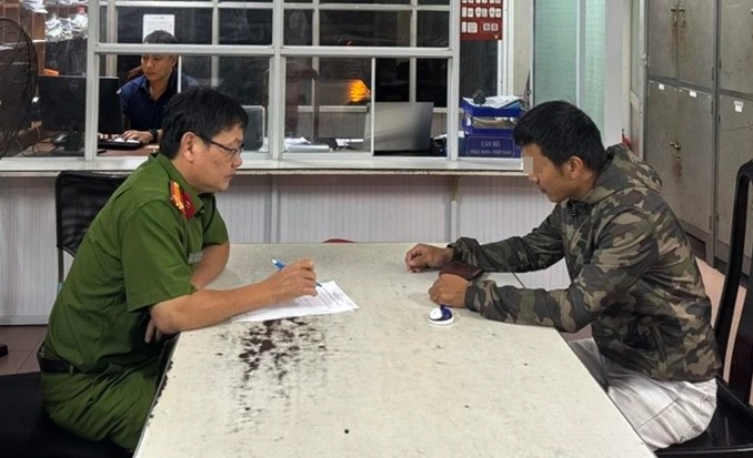 loi-khai-khong-the-chap-nhan-cua-tai-xe-trong-vu-lam-ao-thuat-trao-tien-lua-du-khach-nuoc-ngoai-2