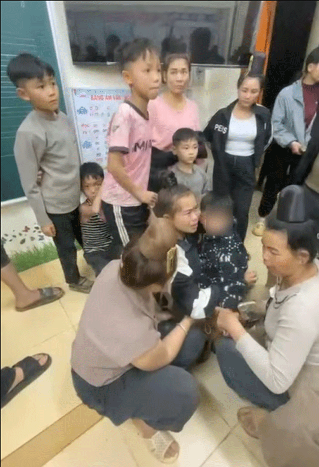 Co-giao-nhot-hoc-sinh-o-son-la-2