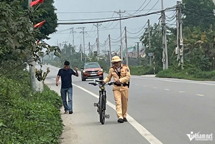 di-xe-dap-uong-ruou-3