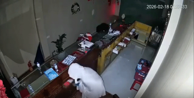 Clip-cuop-tiem-vang-4