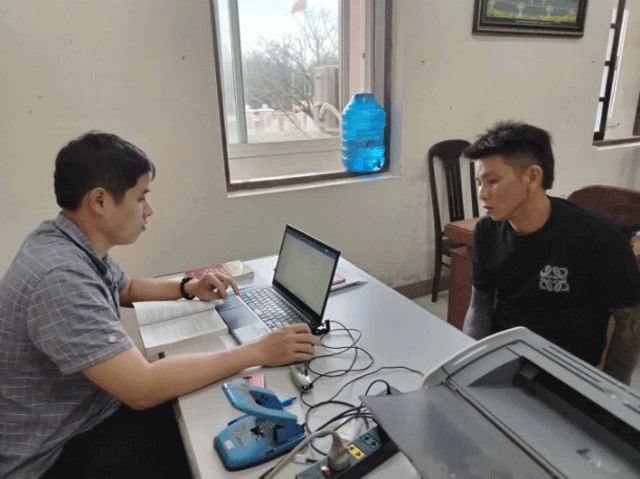 Ga-dan-ong-sat-hai-ban-gai-1